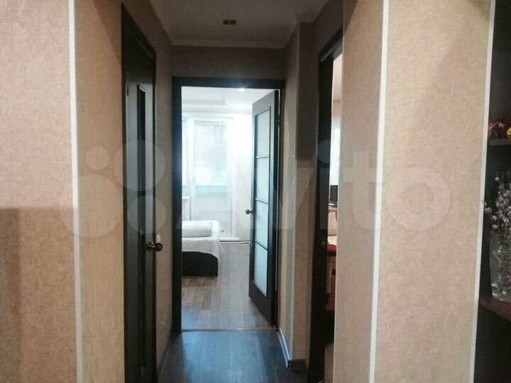 3-к. квартира, 70 м², 3/3 эт.