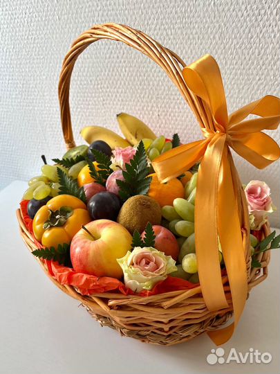 Корзинка фруктов; Букет из фруктов