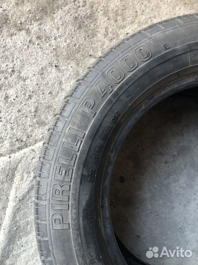Pirelli P4000 205/60 R15