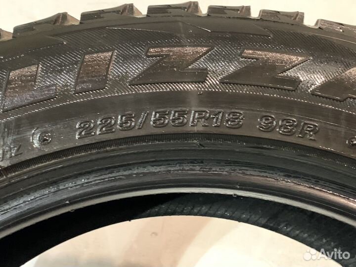 Bridgestone Blizzak DM-V1 225/55 R18 98