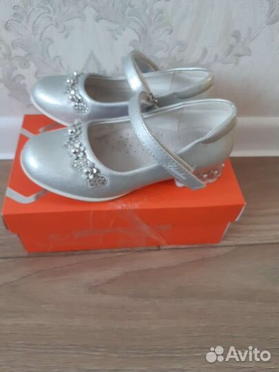 Туфли для девочки