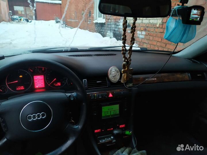 Audi A6 Allroad Quattro 2.5 AT, 2001, 442 000 км