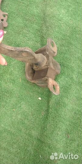 Подушка двигателя ваз