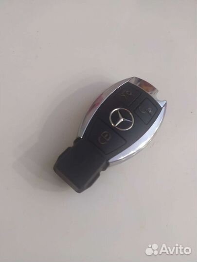 Ключ mercedes рыбка