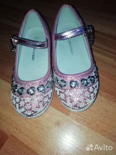 Туфли для девочки 27, 29, 28размер