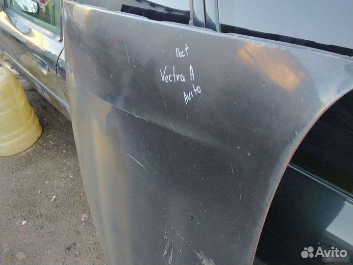 Капот Opel Vectra A 1995