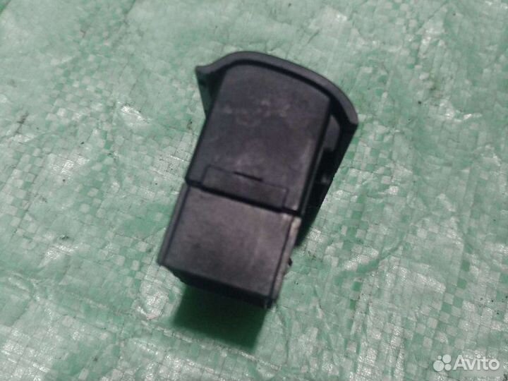 Кнопка подогрева стекла задняя Ford Mondeo 1