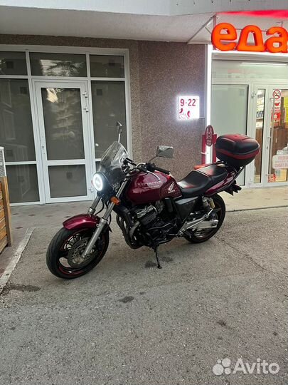 Honda cb 400 super four