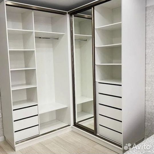 Шкаф распашной