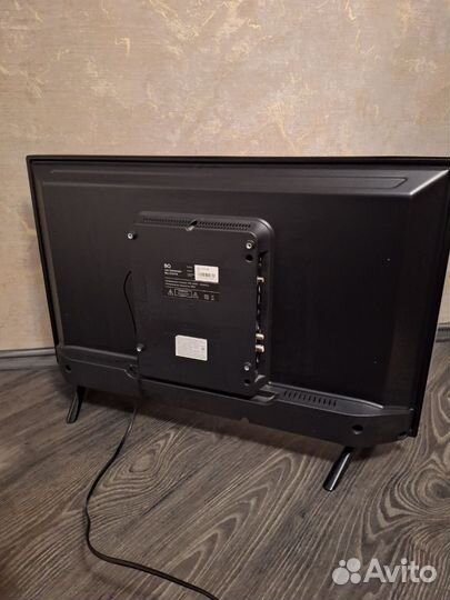 Телевизор smart tv 32 дюйма