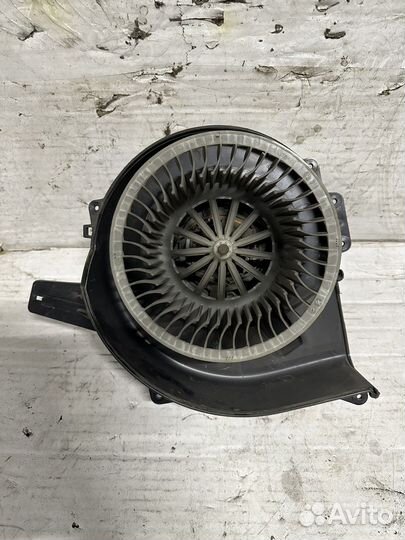 Моторчик печки на volkswagen polo