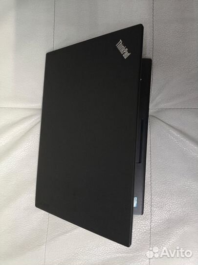 Lenovo thinkpad x260, FHD core I5 6200u/8gb/1Tb