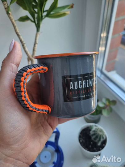 Эмалированная кружка в оплётке паракорд