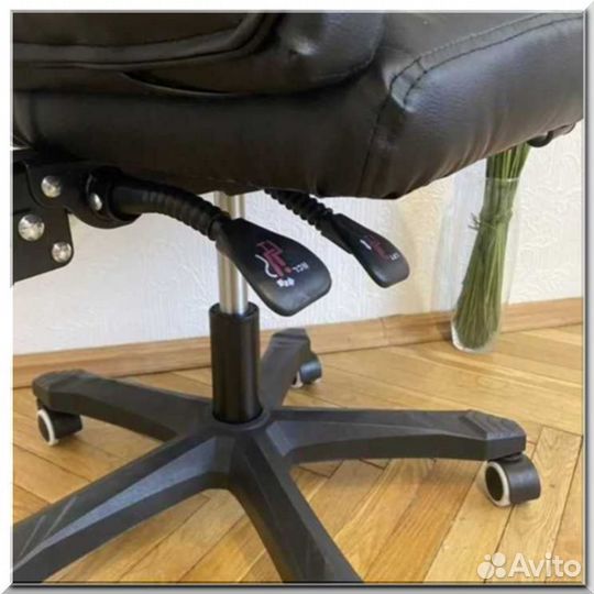 Компьютерное офисное кресло новое