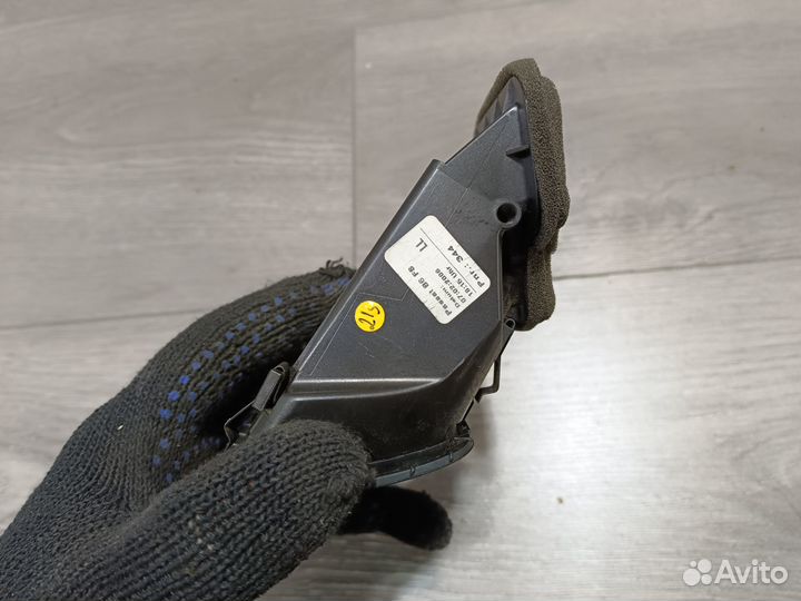 Дефлектор воздуха левый для Volkswagen Passat B6