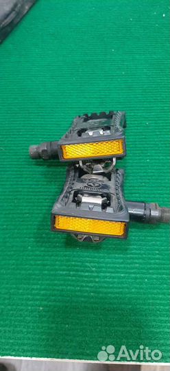 Педали для велосипеда контактные