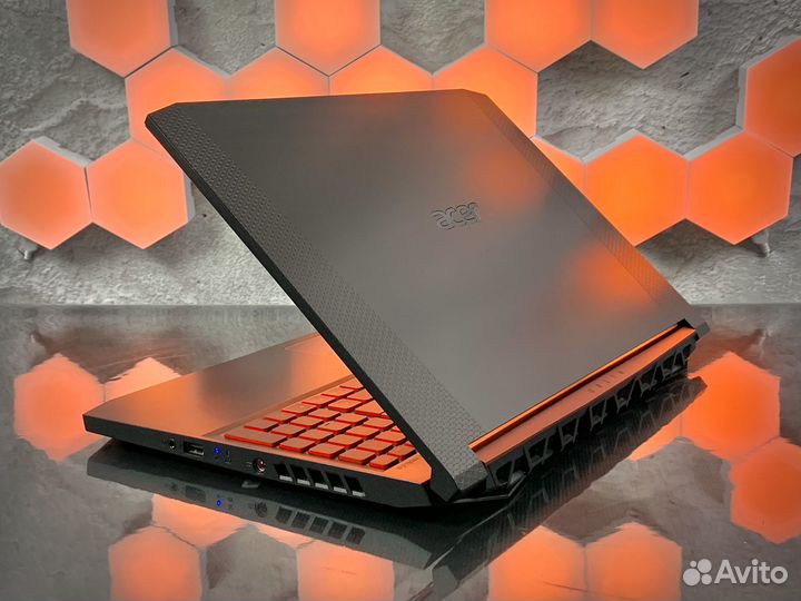 Игровой ноутбук Acer Nitro 5 / GTX 1660 Ti / i5