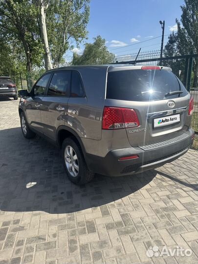 Kia Sorento 2.4 AT, 2012, битый, 209 000 км