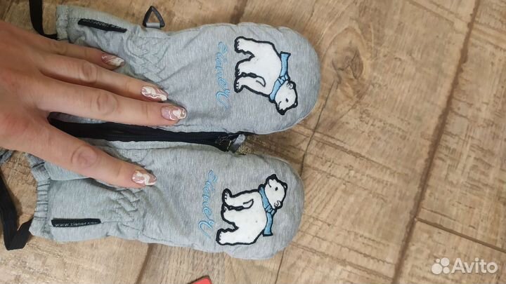 Варежки с мишками р. 92 и р.104