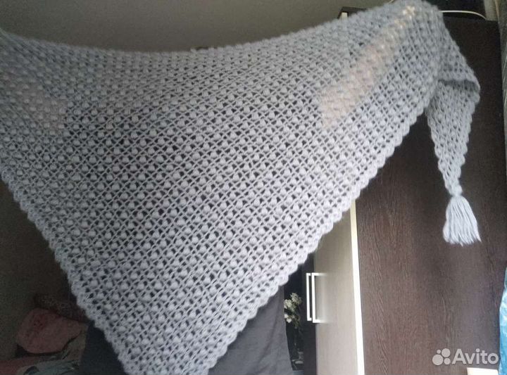 Шаль ручной работы
