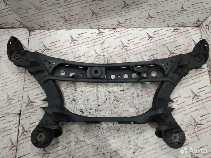 Подрамник задний w210 Mercedes