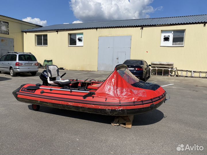 Моторная лодка с мотором Suzuki DT 9.9