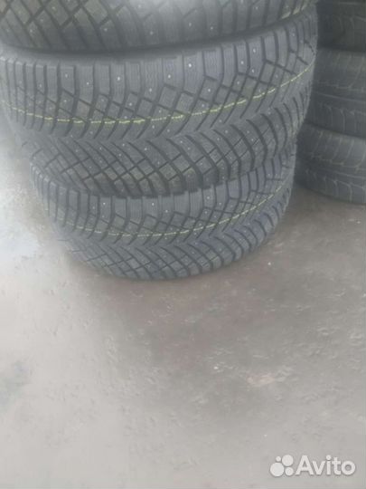 Michelin X-Ice North 4 SUV 275/45 R21