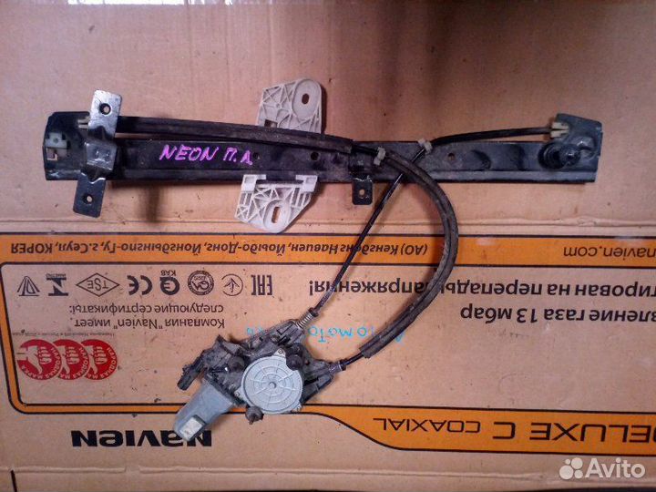 Стеклоподъемник передний левый Dodge Neon