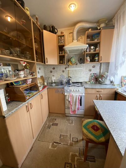 3-к. квартира, 56 м², 3/4 эт.