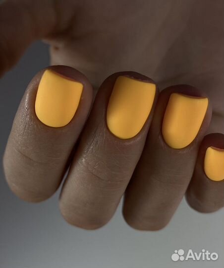 Маникюр и педикюр