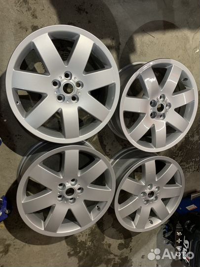 R-20., 5 на 120., литые диски Range Rover