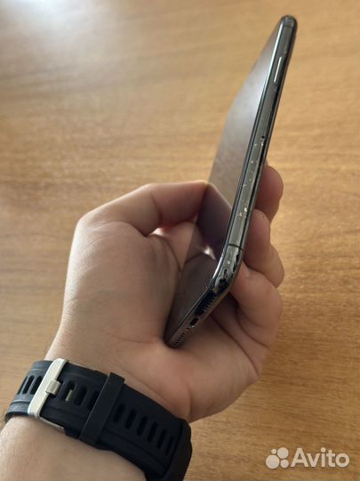 iPhone X, 64 ГБ