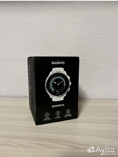 Часы Suunto 9
