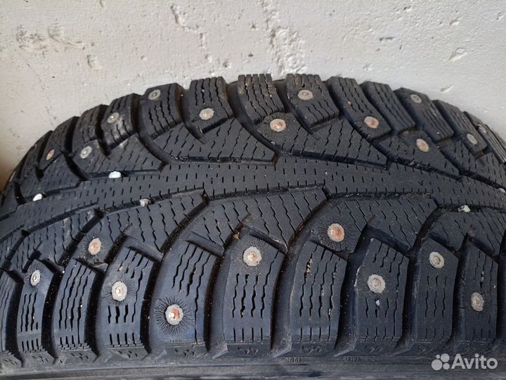 Nokian Tyres Hakkapeliitta 10 205/60 R16