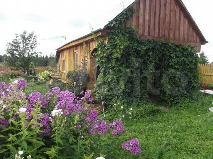 Дом 18,8 м² на участке 15 сот.