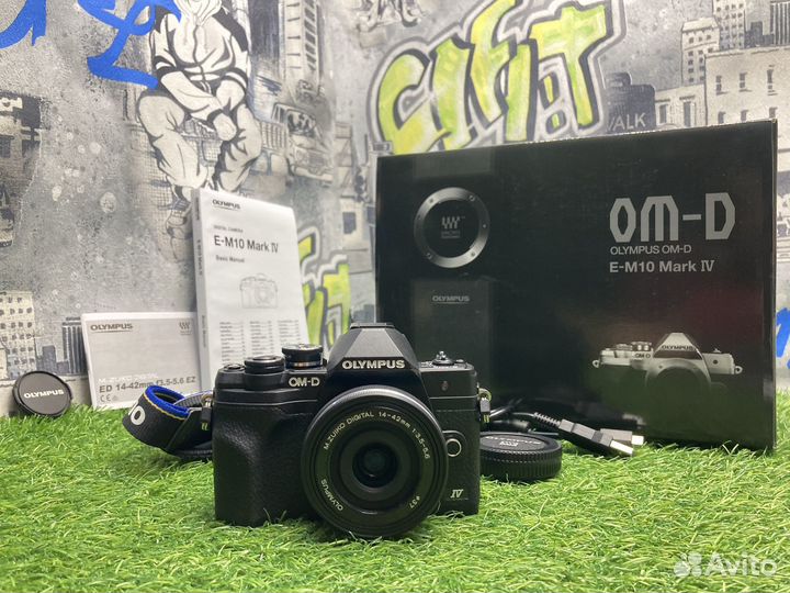 Olympus OM-D E-M10 Mark IV kit 14-42mm Новый