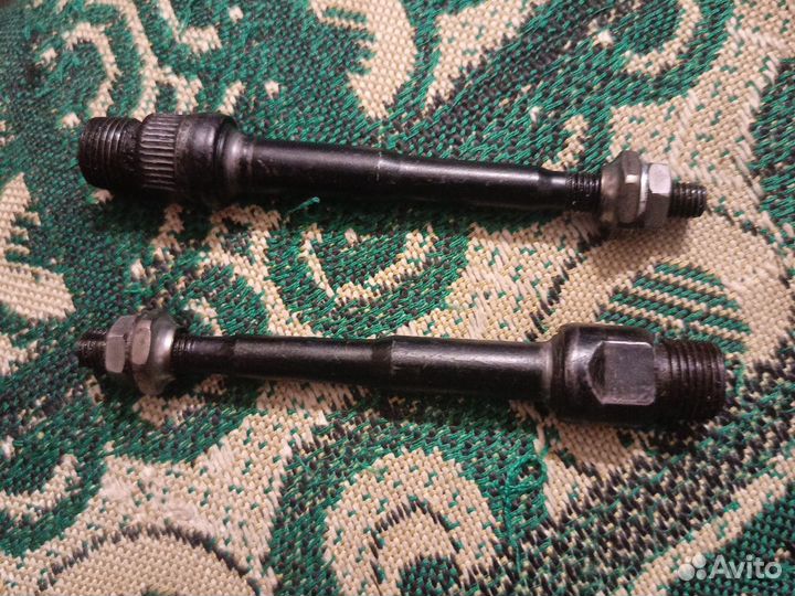 Оси от педалей