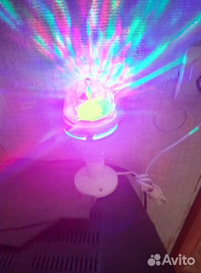 Светильник вращающийся