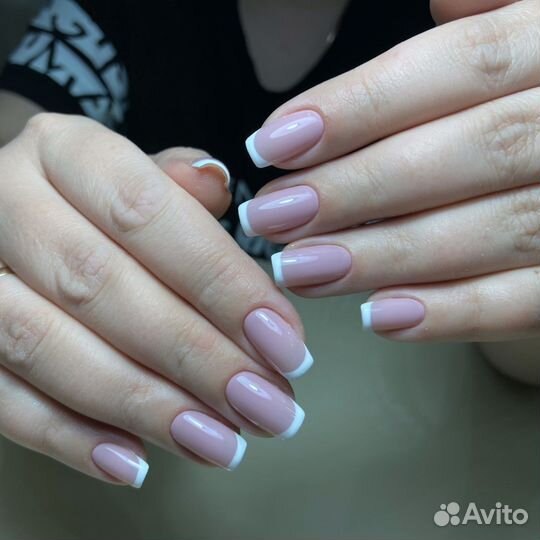 Маникюр и педикюр Зябликово.Шипиловская