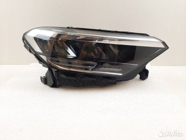 Фара правая Volkswagen Polo 6 2020-2022