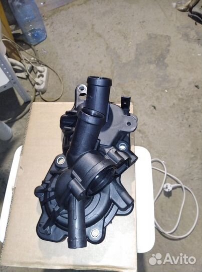 Корпус термостата на VW Polo Sedan с 2015 года