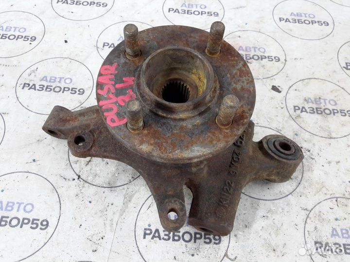 Кулак задний левый Nissan Pulsar FN15