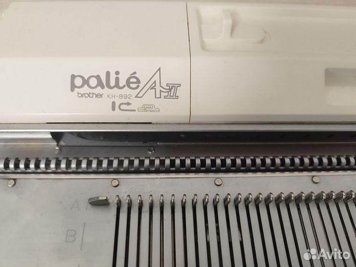 Двухфонтурная вязальная машина Brother