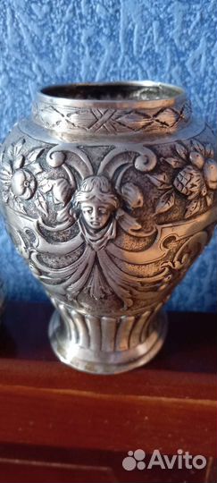 Серебряные вазы