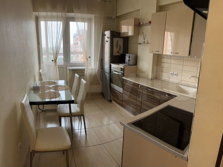 1-к. квартира, 50 м², 8/10 эт.