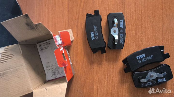 Тормозные колодки задние TRW GDB3247