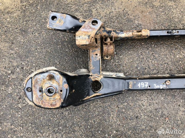 Задний подрамник Ford Focus 2 универсал