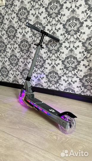 Самокат детский Двухколесный новый