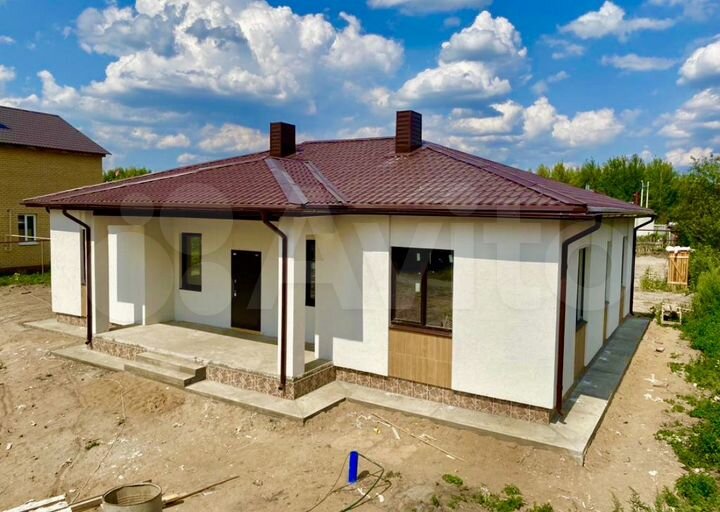 Коттедж 161 м² на участке 15 сот.