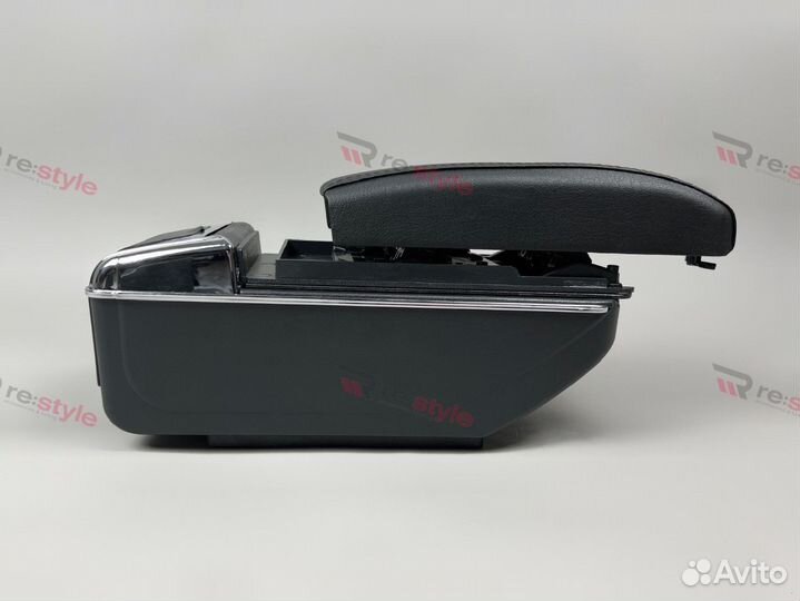 Бардачок подлокотник Aqua/Vitz/Belta Тип 1